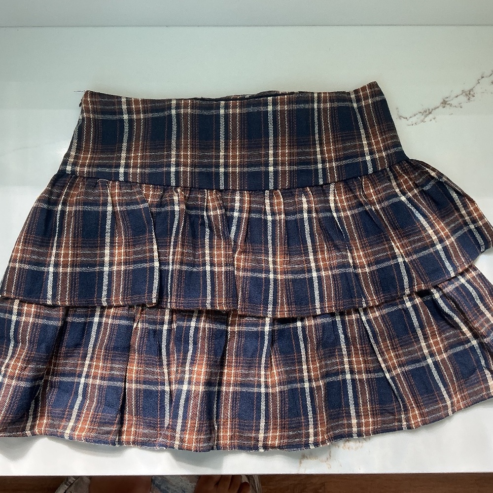 Plaid Mini Skirt for Women – Size M, Blue & Brown, New Never Worn